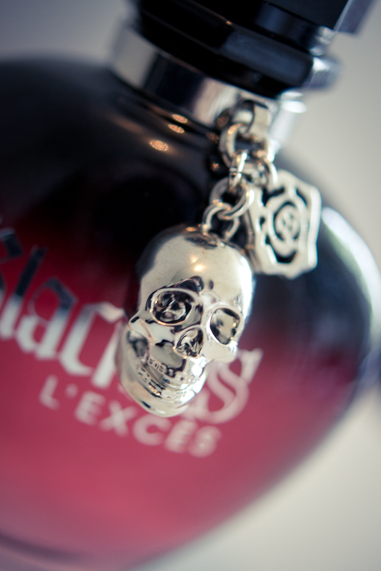 Smells like Dark Spirit : Black XS , L’excès | Blood is the new Black