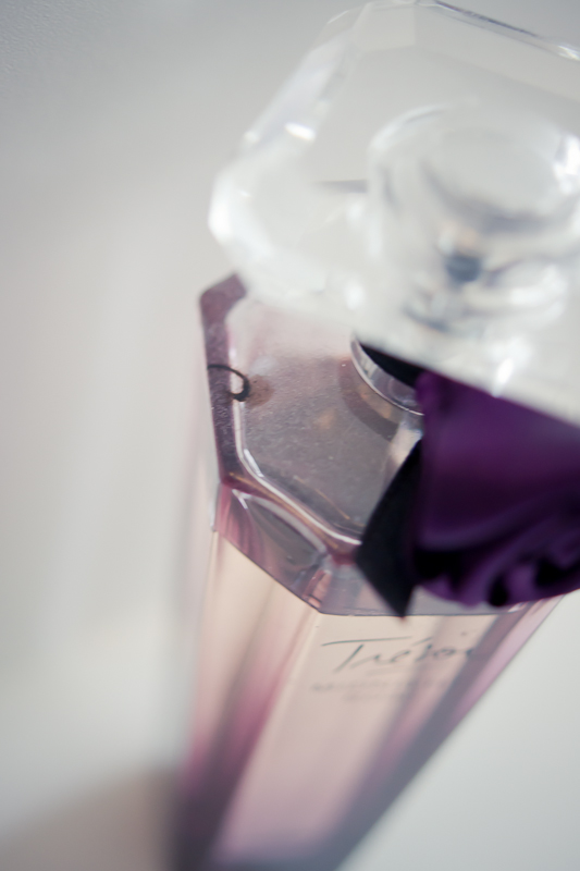 Smells like dark spirit Tresor Midnight RoseSmells like dark spirit